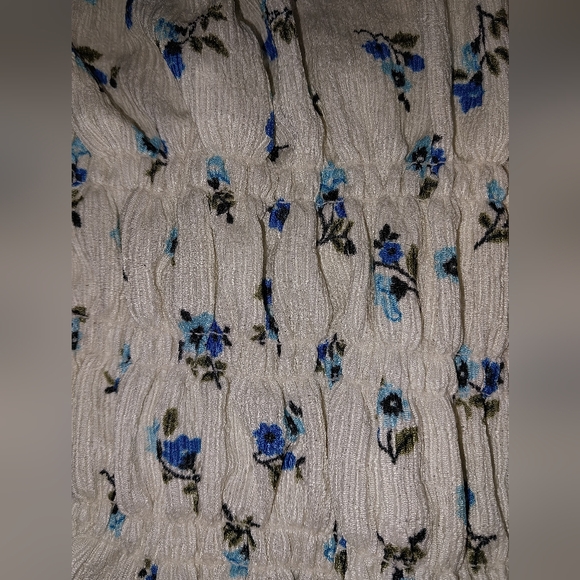 5 Below Set - Picture 4 of 5